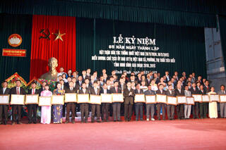 Lễ kỷ niệm 85 năm ngày thành lập MTDTTN Việt Nam và biểu dương chủ tịch MTTQ xã tiêu biểu