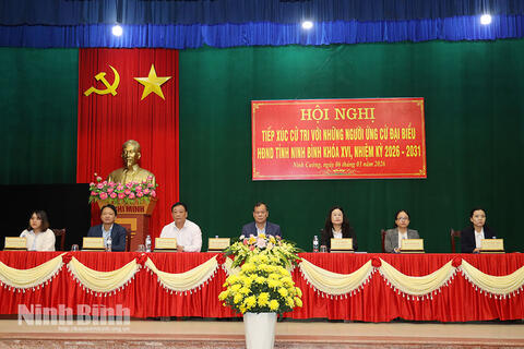 Đồng chí Phó Bí thư Tỉnh ủy, Chủ tịch HĐND tỉnh Lê Quốc Chỉnh và các ứng cử viên đại biểu HĐND tỉnh tiếp xúc cử tri các xã Ninh Cường, Minh Thái