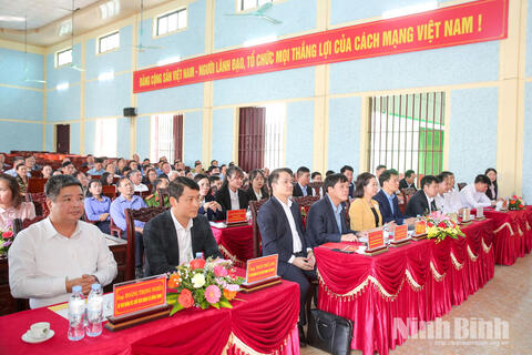 Các ứng cử viên đại biểu Quốc hội và đại biểu HĐND tỉnh tiếp xúc cử tri tại các đơn vị bầu cử