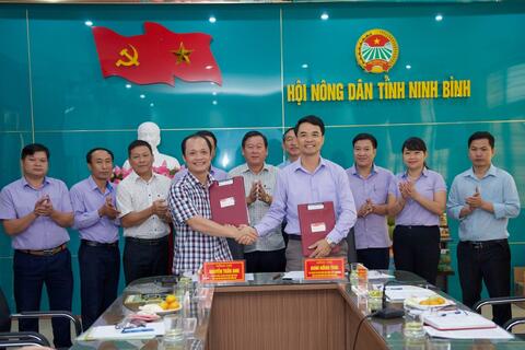 Hội Nông dân tỉnh Ninh Bình ký chương trình phối hợp với Hội Nông dân tỉnh Đồng Nai