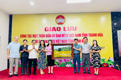 Trao đổi kinh nghiệm công tác Mặt trận giữa 02 tỉnh Ninh Bình và Thanh Hóa