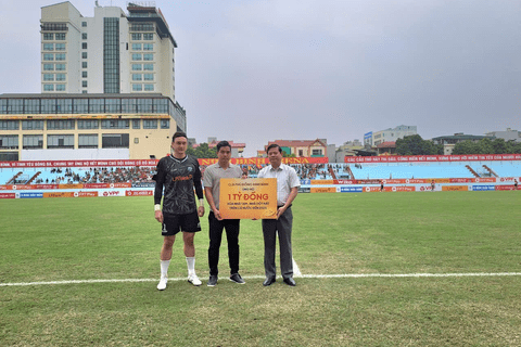 Ủy ban MTTQ Việt Nam tỉnh Ninh Bình tiếp nhận ủng hộ phong trào thi đua “Chung tay xóa nhà tạm, nhà dột nát” trên cả nước đến năm 2025