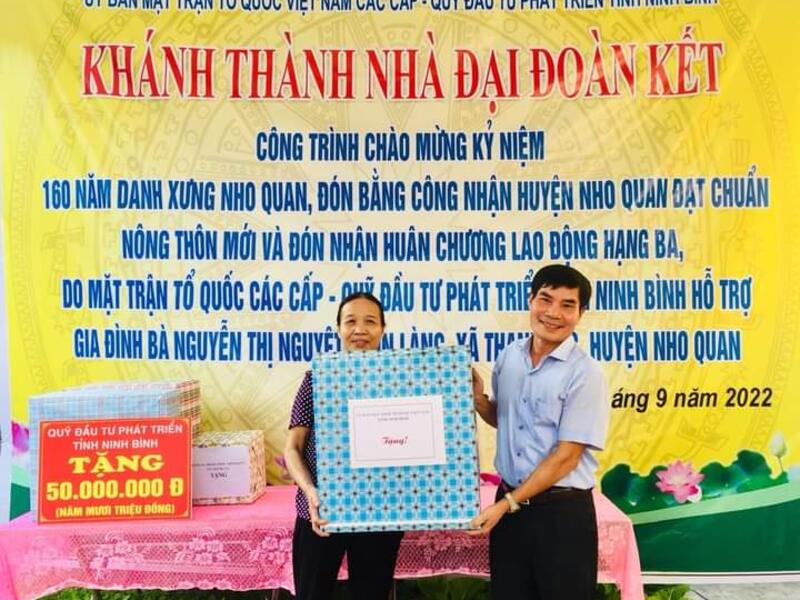 MTTQ các cấp và chức sắc các tôn giáo tỉnh Ninh Bình hỗ trợ xây nhà đại đoàn kết cho hộ nghèo