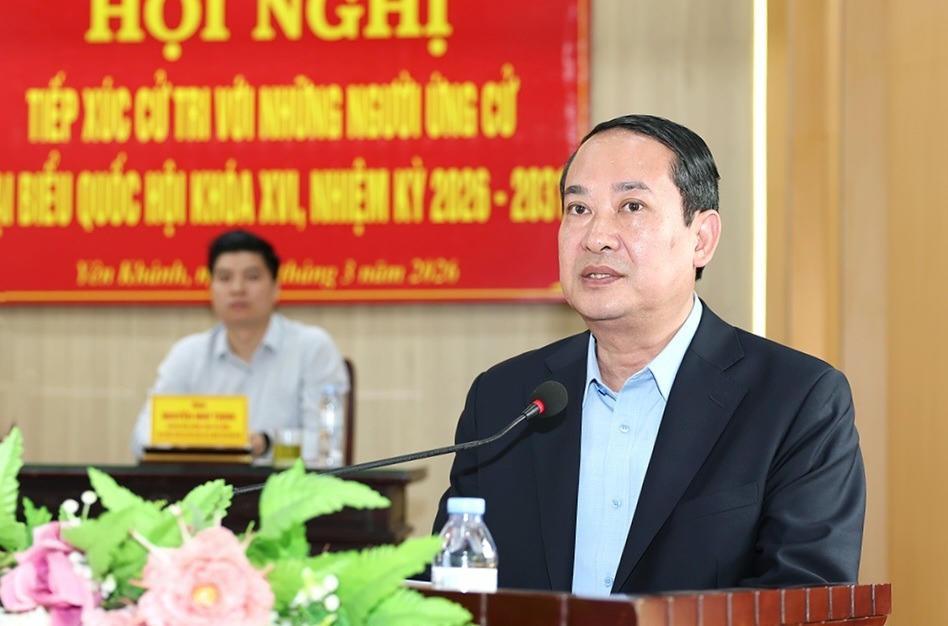 4 nhiệm vụ trọng tâm trong chương trình hành động được ông Mai Văn Tuất trình bày trước cử tri xã Yên Khánh sáng 9/3. Ảnh: Ngọc Linh.