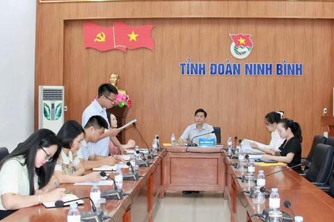 ĐOÀN KIỂM TRA CỦA ĐẢNG ỦY ỦY BAN MTTQ VIỆT NAM TỈNH THẢO LUẬN DỰ THẢO BÁO CÁO KẾT QUẢ KIỂM TRA ĐỐI VỚI CHI BỘ BAN CÔNG TÁC ĐOÀN VÀ THANH THIẾU NHI